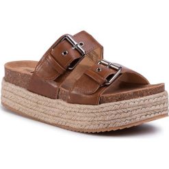 Espadryle REFRESH - 69648 Camel. Pomarańczowe espadryle damskie Refresh, bez wzorów, ze skóry ekologicznej, bez obcasa. Za 169,00 zł.