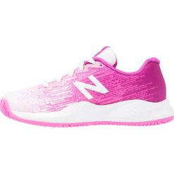 New Balance 996V3 Obuwie do tenisa Outdoor solar pink. Czerwone buty damskie do tenisa New Balance, z gumy. W wyprzedaży za 188,30 zł.