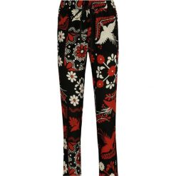 Spodnie materiałowe Red Valentino RR0RBB05. Czarne spodnie damskie Red Valentino, bez wzorów, z poliesteru. W wyprzedaży za 889,00 zł.