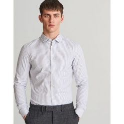 Koszula w paski - Jasny szar. Szare koszule męskie marki Reserved, m, w paski, bez kołnierzyka, bez rękawów. Za 79,99 zł.