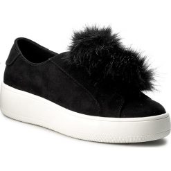 Półbuty STEVE MADDEN - Bryanne Slip-on 91000212-0W0-09001-01001 Black. Czarne półbuty męskie marki Steve Madden, z gumy, eleganckie, na koturnie. W wyprzedaży za 269,00 zł.