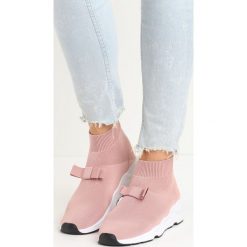 Różowe Buty Sportowe Bobby Socks. Czerwone buty sportowe damskie Born2be. Za 39,99 zł.