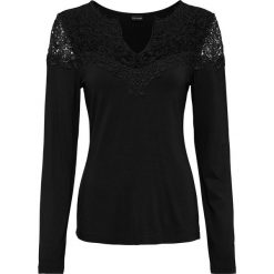 Shirt z długim rękawem i koronką bonprix czarny. Czarne koszulki damskie bonprix, w koronkowe wzory, z koronki, bez kołnierzyka. Za 84,99 zł.