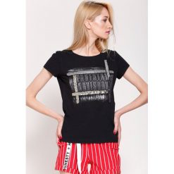 Czarny T-shirt Stately. Czarne t-shirty damskie Multu, s, bez wzorów, bez kołnierzyka. Za 29,99 zł.