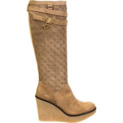 Buty zimowe damskie: Skórzane kozaki w kolorze beżowym