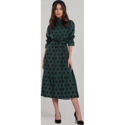 Ciemnozielona Sukienka Terrefs. Zielone sukienki damskie Renee, s, w paski, z tkaniny, eleganckie, midi, trapezowe. Za 119,99 zł.