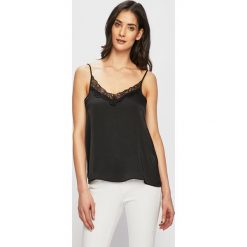 Jacqueline de Yong - Top. Fioletowe bluzki damskie Jacqueline de Yong, bez wzorów, z poliesteru, bez kołnierzyka, bez rękawów. W wyprzedaży za 49,90 zł.