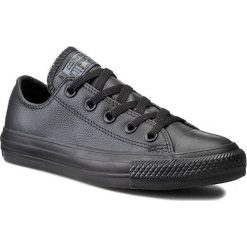 Trampki Converse Ct As Ox 135253C. Czarne półbuty damskie Converse, bez wzorów, bez zapięcia. W wyprzedaży za 309,00 zł.