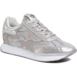 Sneakersy DKNY - Arlie K1048870 Silver. Szare półbuty damskie DKNY, na co dzień, bez wzorów, ze skóry ekologicznej, bez obcasa, na płaskiej podeszwie, bez zapięcia. W wyprzedaży za 379,00 zł.