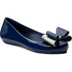 Baleriny ZAXY - Pop Bow II Fem 82302 Granat 01380 AA285057. Niebieskie baleriny damskie Zaxy, bez wzorów, z tworzywa sztucznego, bez obcasa. W wyprzedaży za 149,00 zł.