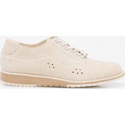 Emu Australia - Buty Elsa. Buty sportowe damskie EMU Australia, bez wzorów, ze skóry, sportowe. W wyprzedaży za 179,90 zł.