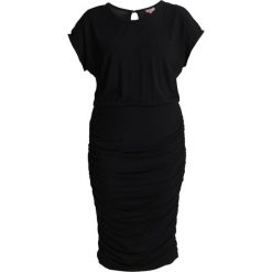 Sukienki hiszpanki: Vince Camuto Plus SIDE RUSHED DRESS Sukienka z dżerseju black
