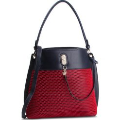 Torebka MONNARI - BAG4960-013 Navy With Red. Czerwone torebki klasyczne damskie Monnari, bez wzorów, ze skóry ekologicznej, klasyczne, bez dodatków. W wyprzedaży za 199,00 zł.