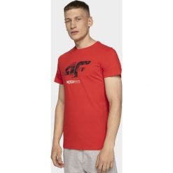 T-shirt męski TSM238 - czerwony. Czerwone koszulki męskie m. W wyprzedaży za 39,99 zł.