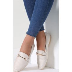Beżowe Mokasyny Fashion District. Brązowe półbuty damskie vices, na płaskiej podeszwie. Za 24,99 zł.