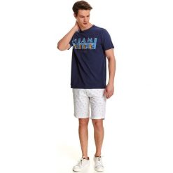 T-shirt krótki rękaw męski z nadrukiem, z printem. Niebieskie t-shirty męskie Top Secret, xxl, z nadrukiem, z bawełny, wakacyjne, bez kołnierzyka, krótkie. W wyprzedaży za 29,99 zł.