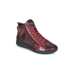 Buty Pataugas PALME. Fioletowe trampki i tenisówki damskie Pataugas, bez wzorów, bez zapięcia. Za 699,00 zł.