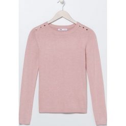 Sweter z ozdobnymi napami - Różowy. Różowe swetry damskie Sinsay, s, bez wzorów, bez rękawów, bez kaptura. Za 39,99 zł.