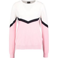 Swetry damskie: Vila VICONAN Sweter cloud dancer/peony/dark navy