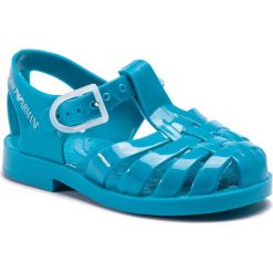 Sandały EMPORIO ARMANI - XMPS01 XOZ05 00179 Turquoise. Niebieskie sandały dziewczęce marki Emporio Armani, z tworzywa sztucznego, bez zapięcia. Za 239,00 zł.
