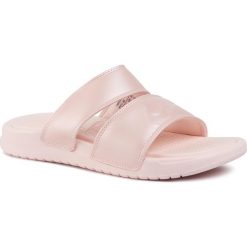 Klapki NIKE - Benassi Duo Ultra Slide 819717 605 Echo Pink/Echo Pink/Echo Pink. Różowe klapki damskie Nike, bez wzorów, ze skóry ekologicznej, bez obcasa. Za 179,00 zł.