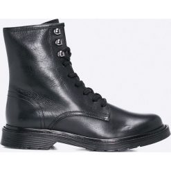 Steve Madden - Botki. Szare botki damskie na obcasie marki Steve Madden, z materiału, z okrągłym noskiem, na sznurówki. W wyprzedaży za 349,90 zł.