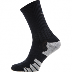 Skarpety piłkarskie - MA732012BK. Skarpetki męskie New Balance, bez wzorów, z elastanu, do piłki nożnej. W wyprzedaży za 19,99 zł.