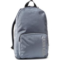 Plecak CALVIN KLEIN PERFORMANCE - Backpack 45 cm 0000PH0200 035. Szare plecaki męskie Calvin Klein Performance, bez wzorów, z materiału. Za 339,00 zł.