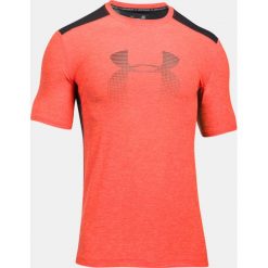 Under Armour Koszulka męska Raid Graphic czerwono-szara r. M (1298816-963). Szare koszulki sportowe męskie marki Under Armour, z elastanu, sportowe. Za 105,21 zł.