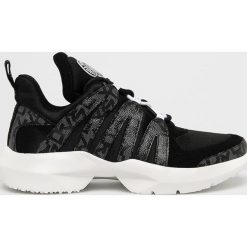 Dkny - Buty. Czarne sneakersy damskie DKNY, z materiału. W wyprzedaży za 399,90 zł.
