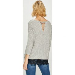 Haily's - Bluzka. Szare bez kategorii marki Haily's, s, z elastanu, casualowe, z dekoltem w łódkę. Za 69,90 zł.