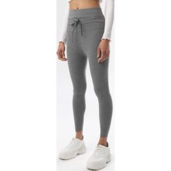 Ciemnoszare Legginsy Aurashi. Szare legginsy damskie Born2be, s, bez wzorów. W wyprzedaży za 49,99 zł.