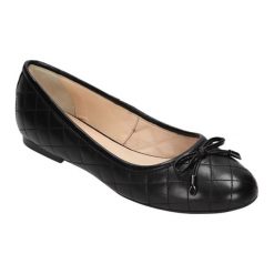 Skórzane baleriny w kolorze czarnym. Baleriny damskie Clarks, Wojas. W wyprzedaży za 199,95 zł.