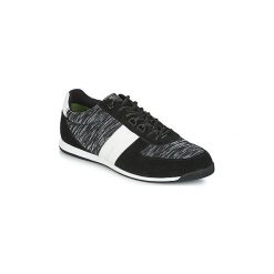 Buty BOSS Athleisure MAZE LOWP KNIT. Czarne trampki męskie marki BOSS Athleisure, bez wzorów, bez zapięcia. Za 599,20 zł.