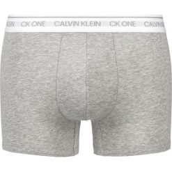 Calvin Klein Bokserki Szary. Szare bokserki męskie Calvin Klein, bez wzorów, z elastanu. Za 107,95 zł.