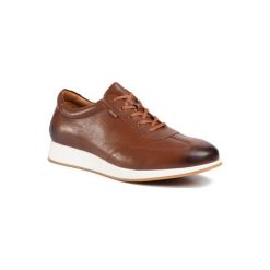 Gino Rossi MI08-C726-733-01 Camel. Brązowe półbuty męskie Gino Rossi, bez wzorów, ze skóry, bez zapięcia. Za 299,99 zł.