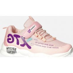 Różowe buty sportowe na rzep casu 204/9m. Różowe buty dziewczęce sportowe Casu, bez wzorów, bez zapięcia. Za 39,99 zł.