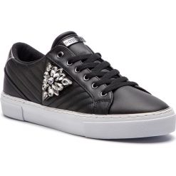 Sneakersy GUESS - Groovies FL5GRS ELE12 BLACK. Półbuty damskie Guess. W wyprzedaży za 229,00 zł.