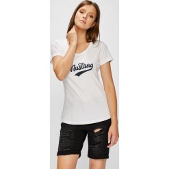 Mustang - Top. Szare topy damskie Mustang, l, z nadrukiem, z bawełny, z okrągłym kołnierzem. Za 59,90 zł.