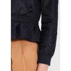 Bomberki damskie: Rich & Royal BOMBER WITH PEPLUM Kurtka Bomber deep blue