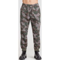 SPODNIE ARMANI EXCHANGE WE WZÓR MORO. Spodnie męskie Armani Exchange. Za 299,50 zł.