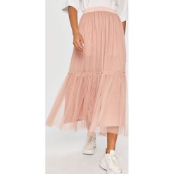 Answear Lab - Spódnica. Różowe spódniczki damskie Answear Lab, na co dzień, s, bez wzorów, z poliesteru, casualowe, mini, proste. Za 149,90 zł.