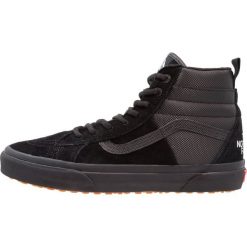 Vans UA SK8HI 46 MTE DX Tenisówki i Trampki wysokie black. Szare tenisówki męskie marki Vans, z materiału. W wyprzedaży za 391,20 zł.