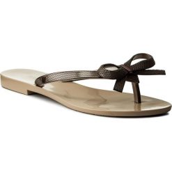 Japonki MELISSA - Harmonic Chrome II Ad 32294 Brown 50907. Pomarańczowe klapki damskie Melissa, bez wzorów, z tworzywa sztucznego, bez obcasa, na obcasie. W wyprzedaży za 179,00 zł.