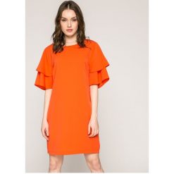 Answear - Sukienka. Zielone sukienki damskie ANSWEAR, s, bez wzorów, z poliesteru, eleganckie, z okrągłym kołnierzem, z krótkim rękawem, krótkie, mini. W wyprzedaży za 49,90 zł.