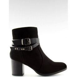 Botki na stabilnym obcasie czarne G-35 Black. Czarne botki damskie ButyModne, na jesień, z zamszu, eleganckie, bez obcasa, z paskami. W wyprzedaży za 99,00 zł.