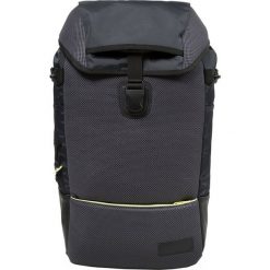Plecaki męskie: Eastpak BUST MERGE Plecak merge lab