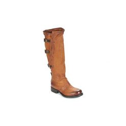 Kozaki Airstep / A.S.98 SAINTRIV. Pomarańczowe kozaki damskie marki Airstep / A.S.98, bez obcasa, bez zapięcia. Za 1127,20 zł.