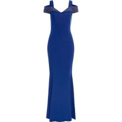 Sukienka wieczorowa bonprix niebieski. Niebieskie sukienki damskie bonprix, z aplikacjami, eleganckie, bez kołnierzyka, bez rękawów. Za 199,99 zł.