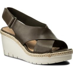 Espadryle CLARKS - Palm Glow 261321354 Khaki Leather. Zielone espadryle damskie Clarks, bez wzorów, ze skóry, bez obcasa, na obcasie. W wyprzedaży za 279,00 zł.
